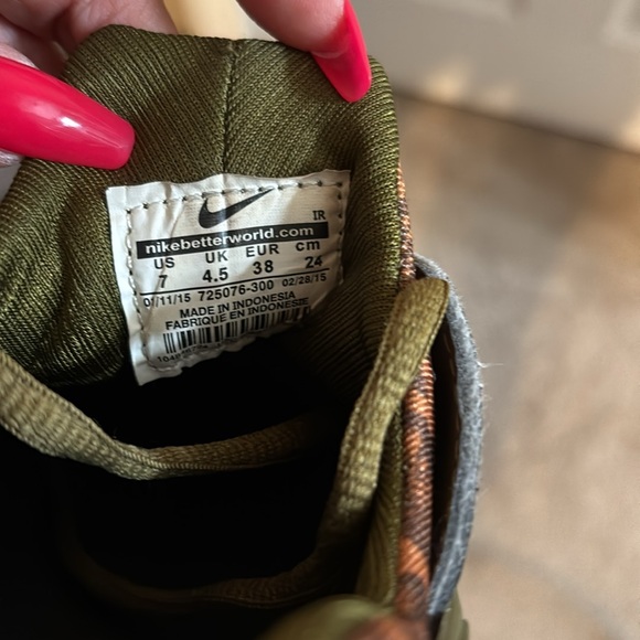 Nike Air Huarache “Snakeskin” - Picture 6 of 6